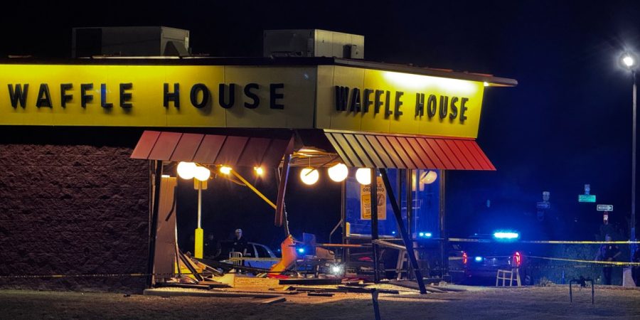 Ranisha Peebles arrested in fatal Maumelle Waffle House crash