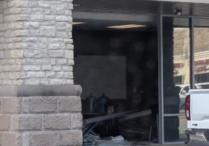 Car crashes into North Little Rock business on Maumelle Boulevard