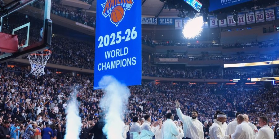 Knicks celebrate two titles on banner night in New York